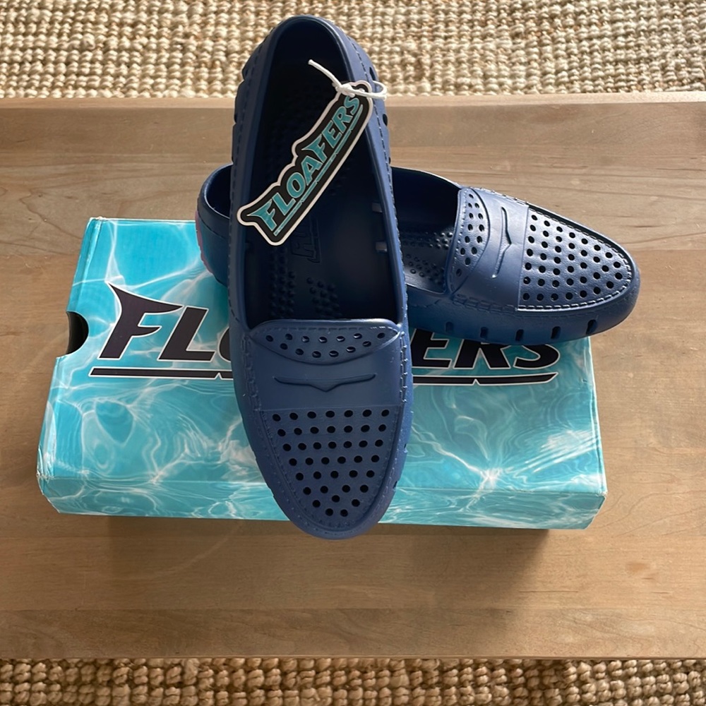 Posh Driver Floafers -W sz 7- NIB Never worn with Tags!